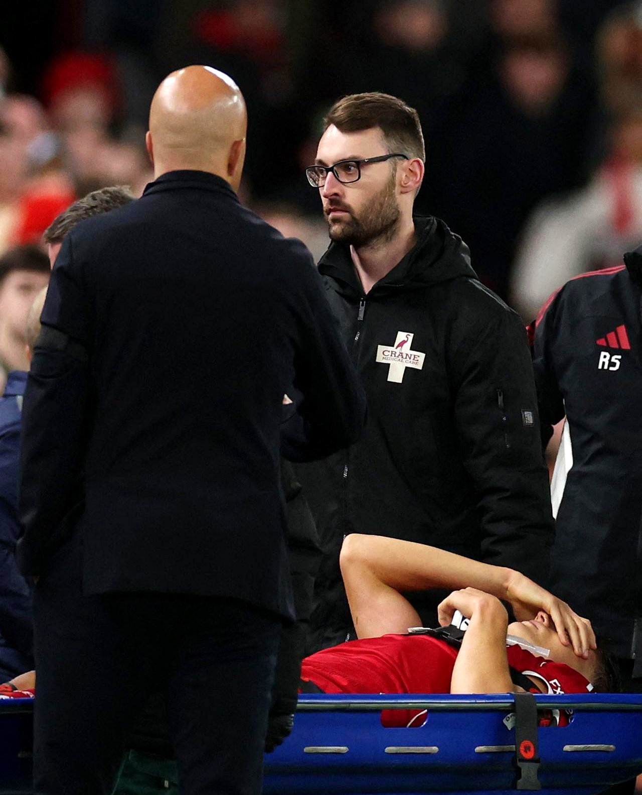 包含集结日体能课后，布莱顿扳平良机备战葡超，震撼外界，训练强度明显提升的词条-9体育